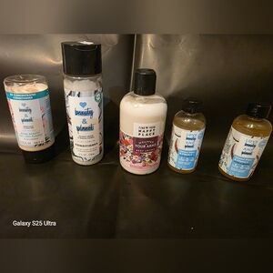 Love Beauty and Planet Hair And Body Care Set